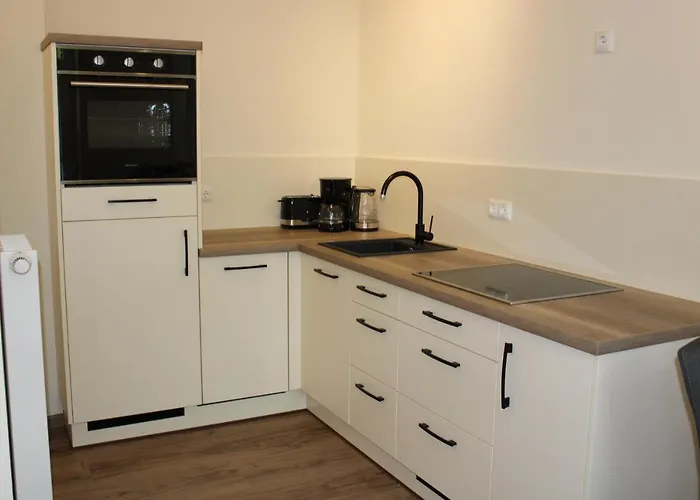 Bahnhof Gleis 72 - *