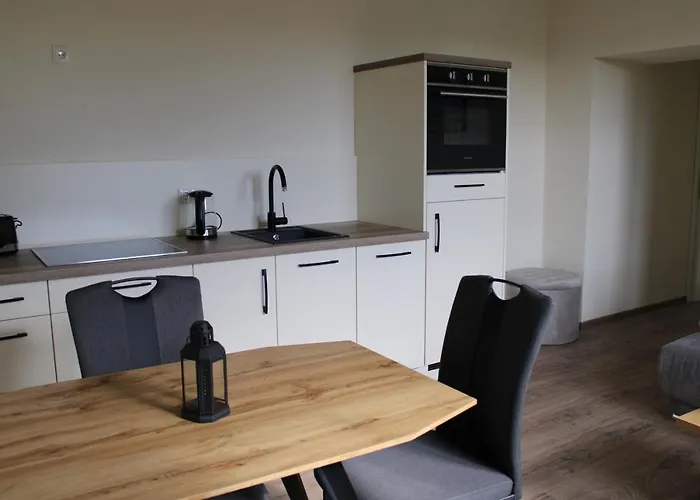 Bahnhof Gleis 72 - *