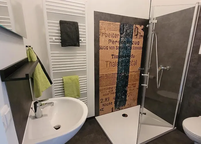 Bahnhof Gleis 72 - *